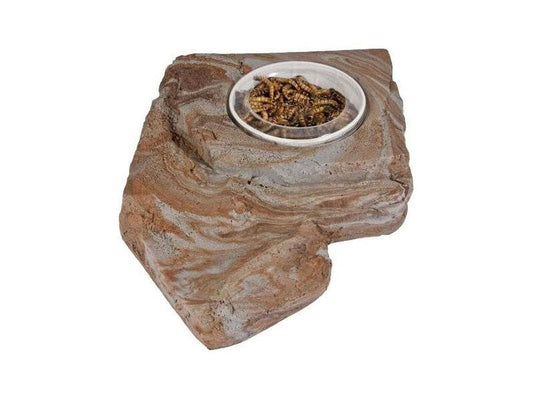 Lg Worm Feeder Rock